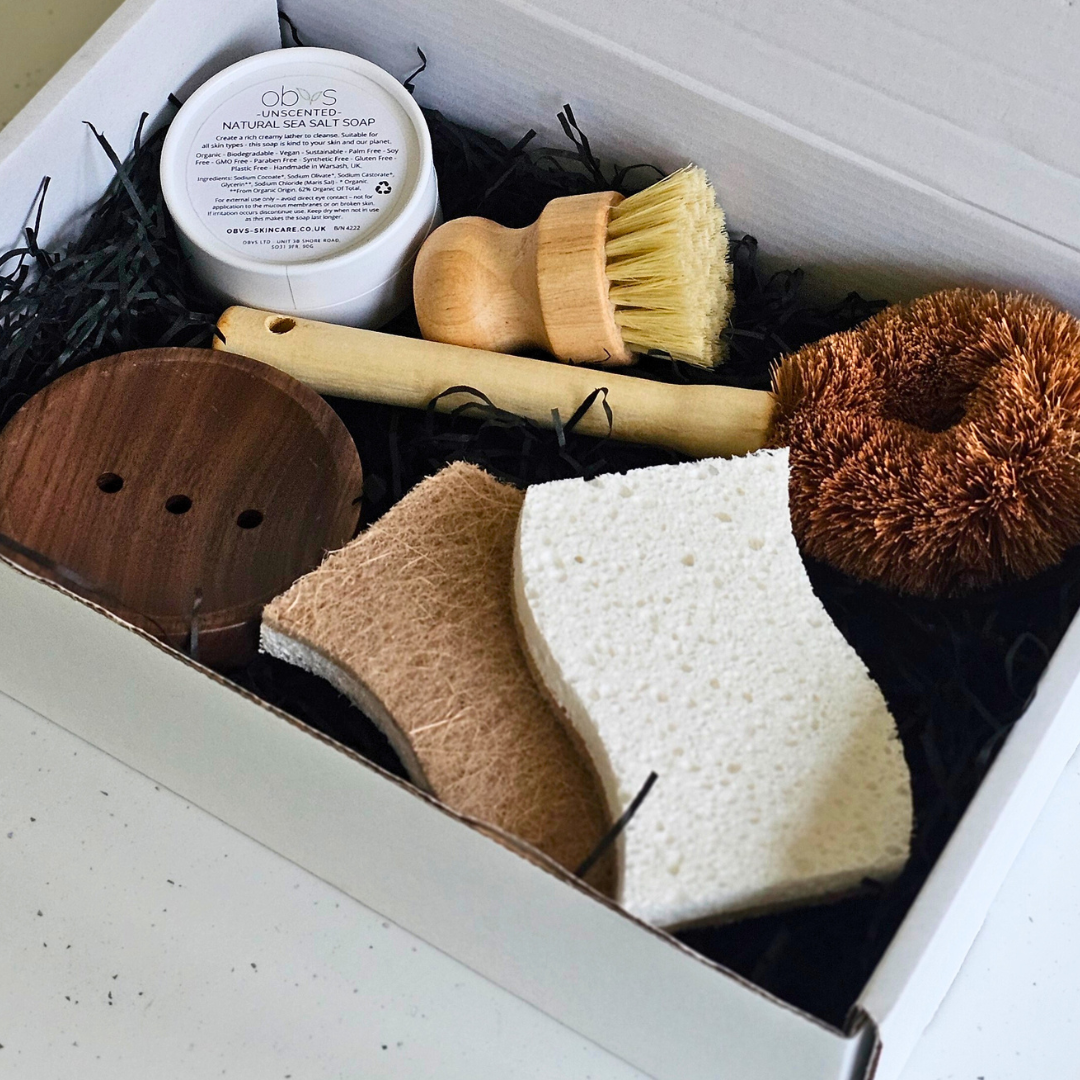 Upgrade your cleaning with the Obvs Eco-Cleaning Starter Kit! Includes plastic-free brushes, sponges, soap dish, and organic multipurpose soap. Sustainable and effective!